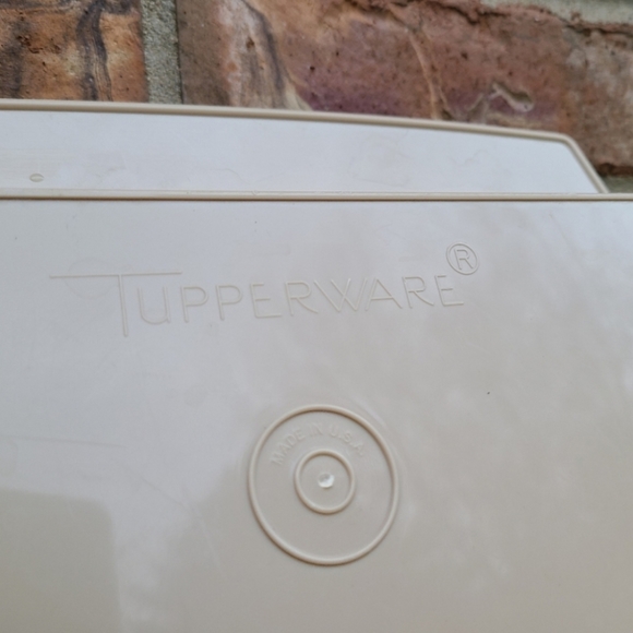 Vintage Tupperware deviled egg keeper. Product #: 723-3 - Picture 8 of 10